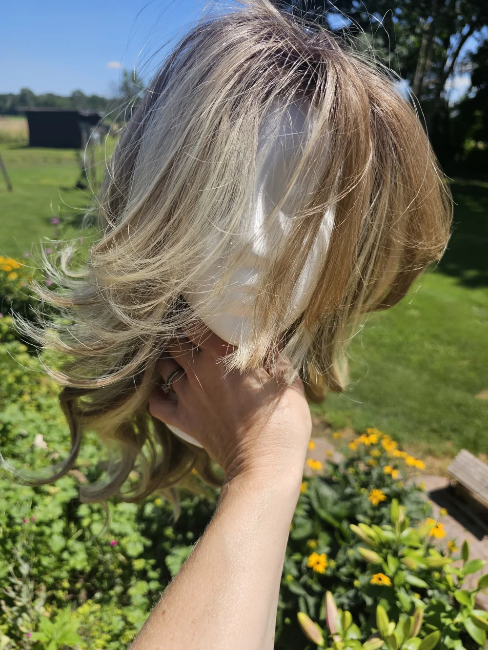 Blonde Layered Women's Wig with Soft Waves